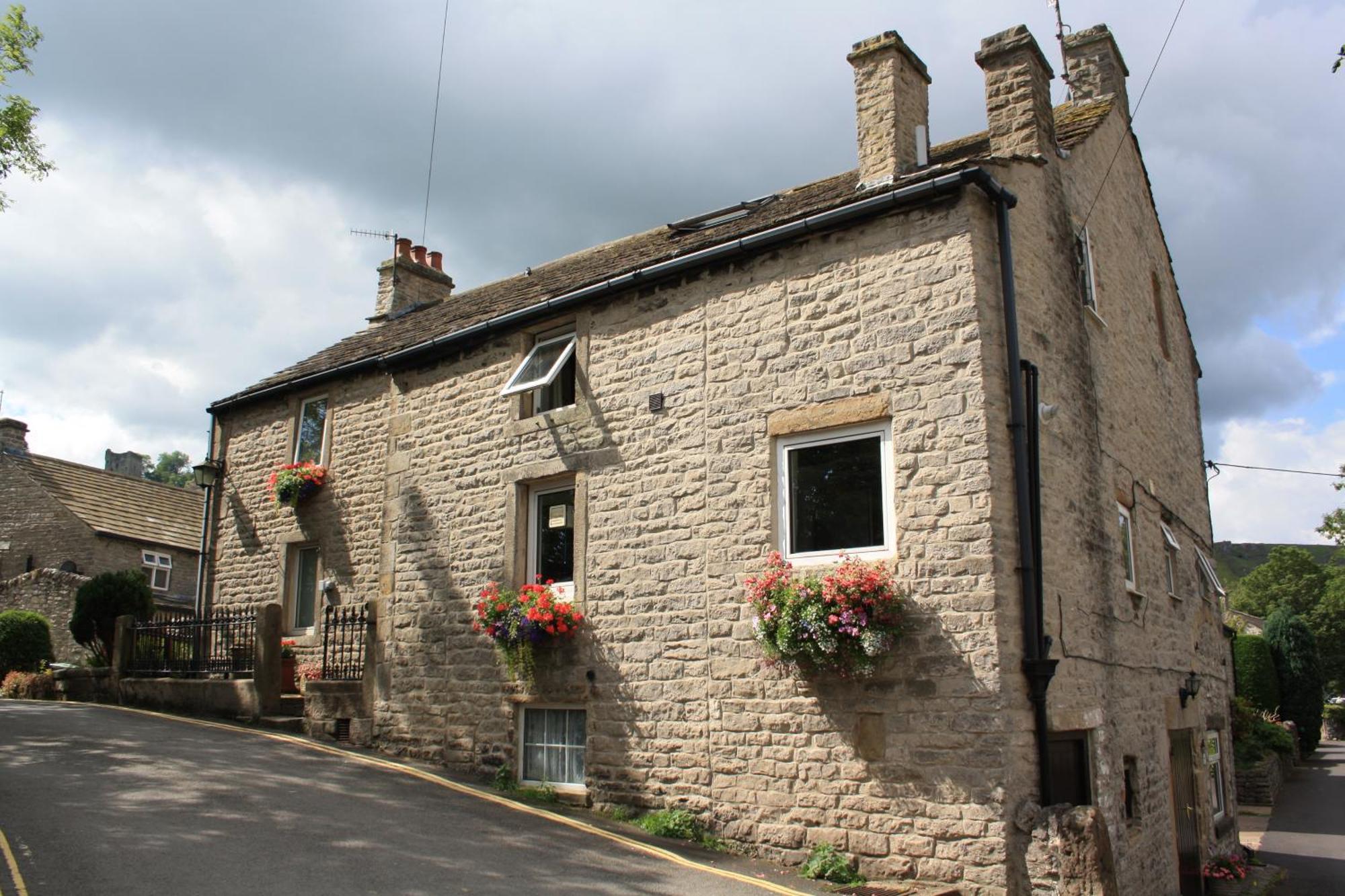 Ramblers Rest Bed and Breakfast Castleton  Exteriör bild